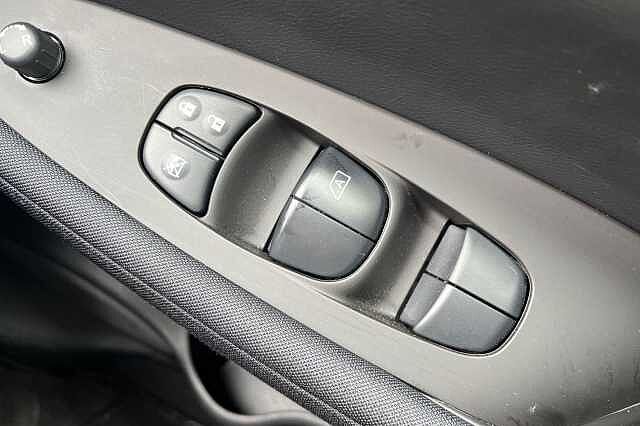 Nissan Leaf 110kW Acenta 39kWh 5dr Auto