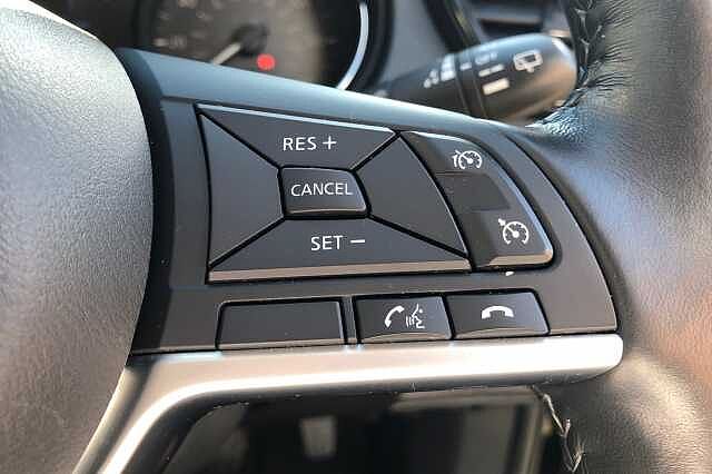 Nissan X-trail Station Wagon 1.3 DiG-T Tekna 5dr DCT