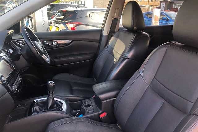 Nissan X-trail Station Wagon 1.7 dCi Tekna 5dr