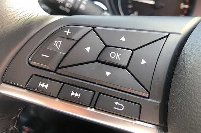 Nissan X-trail Station Wagon 1.7 dCi Tekna 5dr