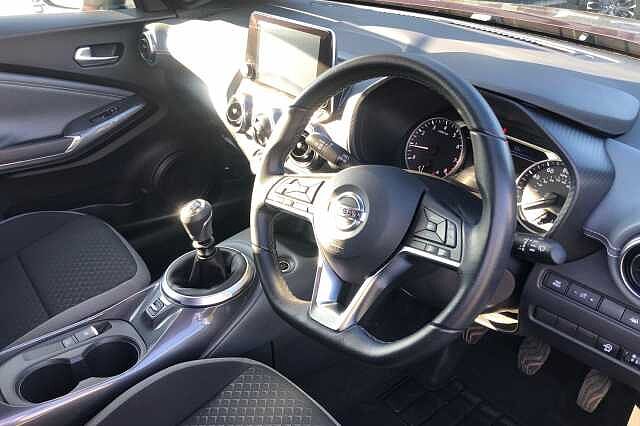 Nissan Juke 1.0 DiG-T 114 N-Connecta 5dr