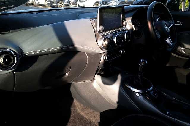 Nissan Juke 1.0 DiG-T 114 N-Connecta 5dr