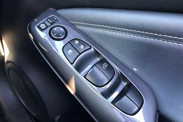 Nissan Juke 1.0 DiG-T 114 N-Connecta 5dr