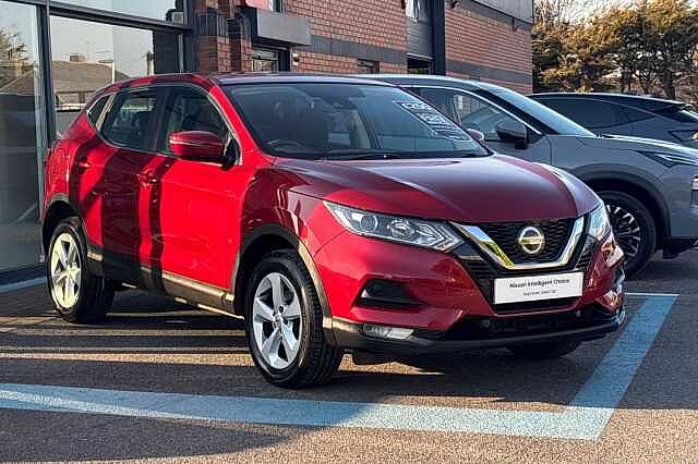 Nissan Qashqai 1.3 DiG-T Acenta Premium 5dr