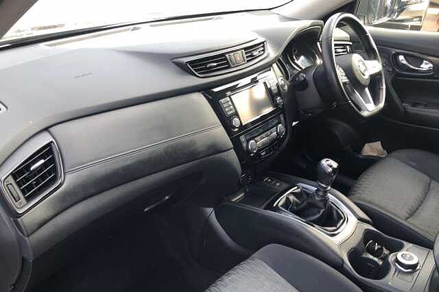 Nissan X-trail Station Wagon 1.6 dCi N-Connecta 5dr 4WD [7 Seat]