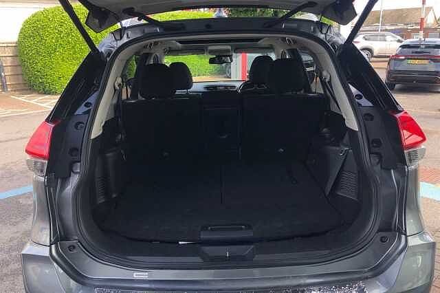 Nissan X-trail Station Wagon 1.6 dCi N-Connecta 5dr 4WD [7 Seat]