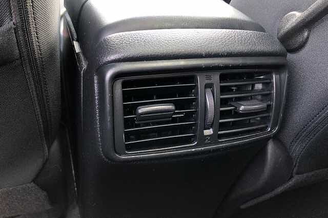 Nissan X-trail Station Wagon 1.6 dCi N-Connecta 5dr 4WD [7 Seat]