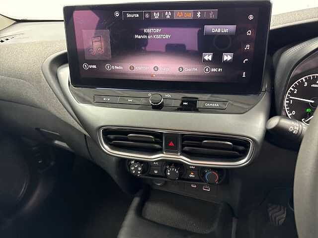 Nissan Juke 1.0 DiG-T Acenta Premium 5dr