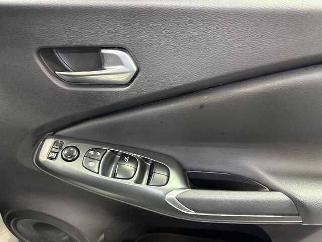 Nissan Juke 1.0 DiG-T Acenta Premium 5dr