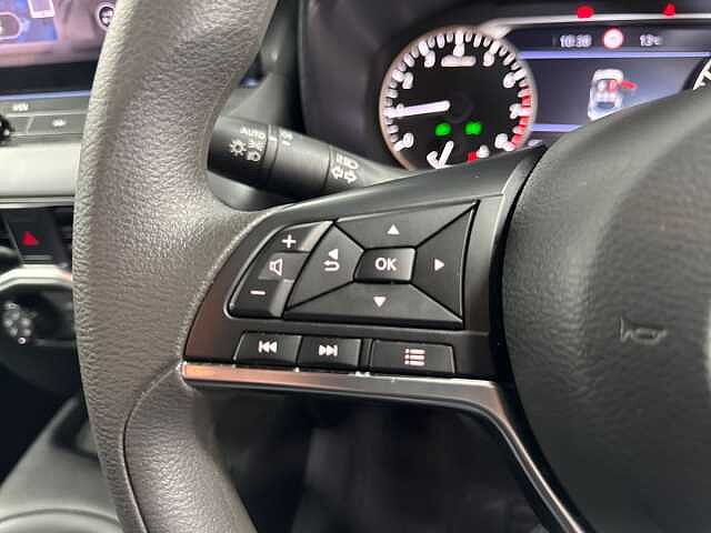 Nissan Juke 1.0 DiG-T Acenta Premium 5dr