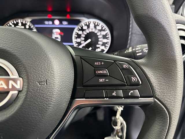 Nissan Juke 1.0 DiG-T Acenta Premium 5dr