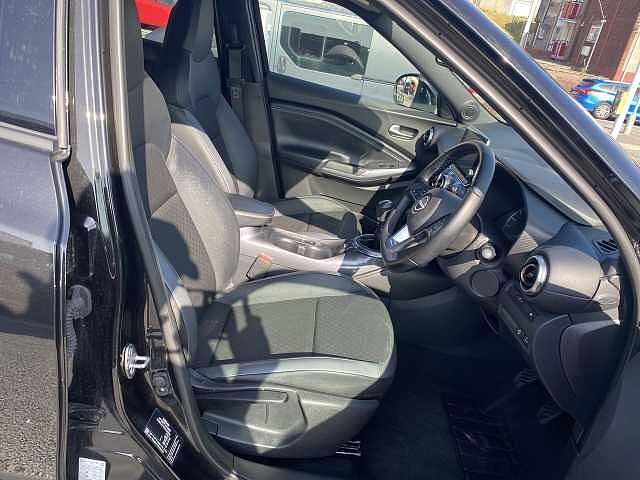 Nissan Juke Hatchback 1.0 DiG-T N-Connecta 5dr