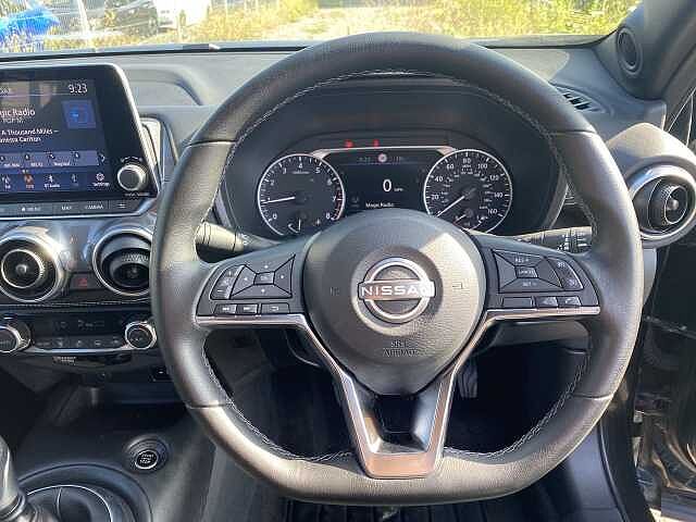 Nissan Juke Hatchback 1.0 DiG-T N-Connecta 5dr