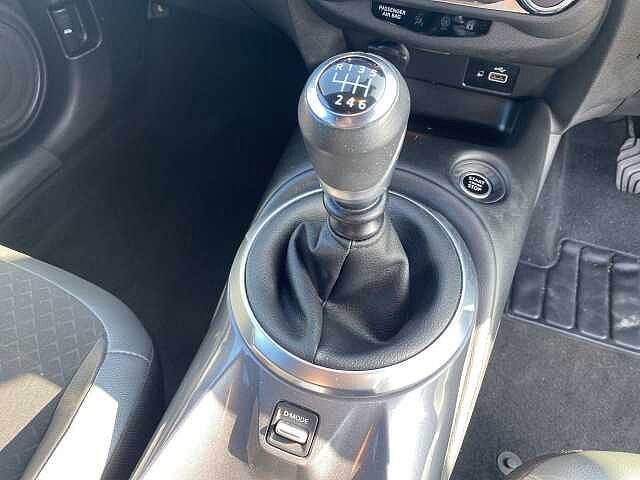 Nissan Juke Hatchback 1.0 DiG-T N-Connecta 5dr