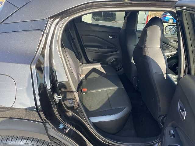 Nissan Juke Hatchback 1.0 DiG-T N-Connecta 5dr