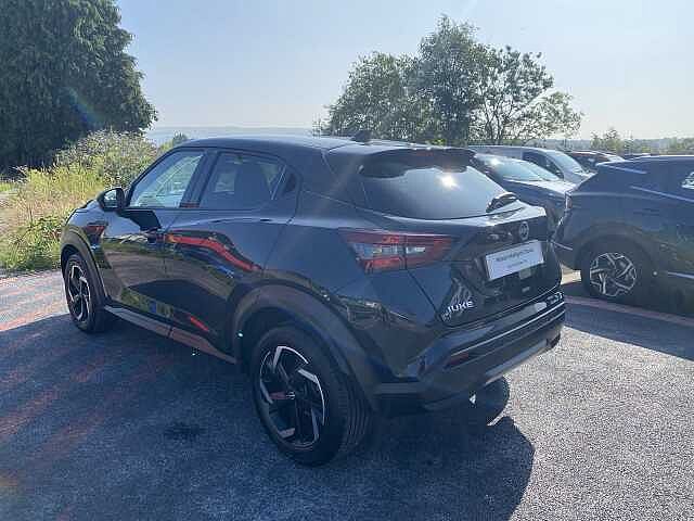Nissan Juke Hatchback 1.0 DiG-T N-Connecta 5dr