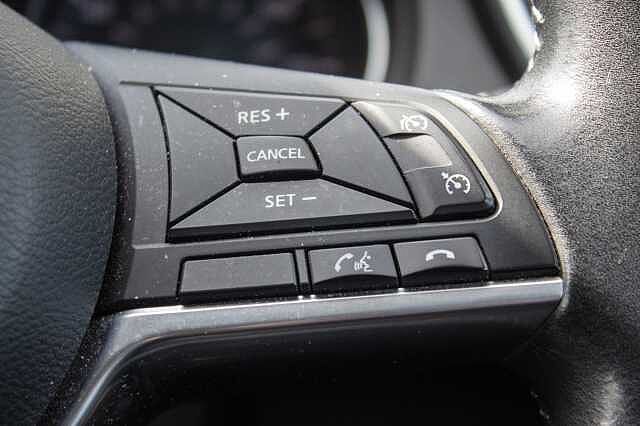 Nissan Qashqai 1.2 DIG-T N-Connecta