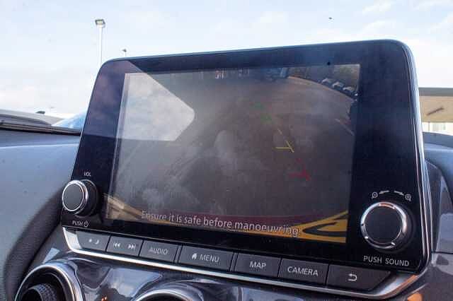 Nissan Juke 1.0 DiG-T N-Connecta 5dr