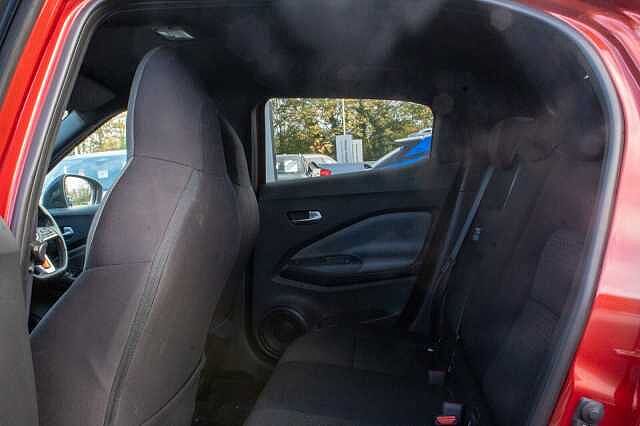 Nissan Juke 1.0 DiG-T N-Connecta 5dr