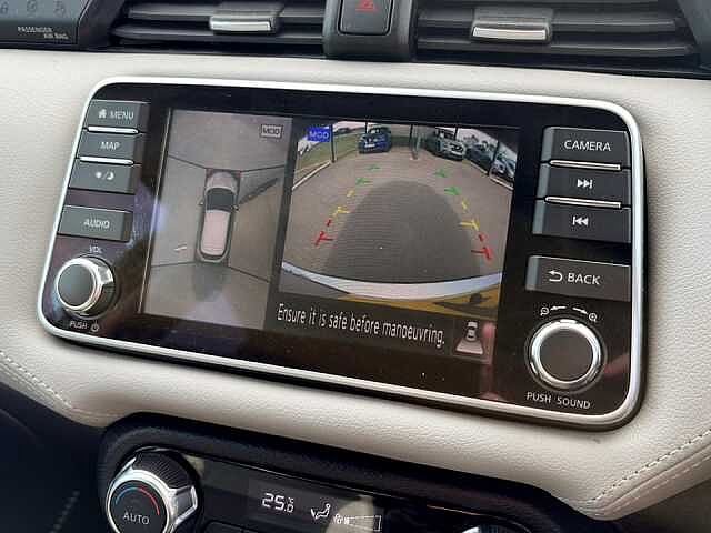 Nissan Micra 1.0 IG-T 92 Tekna 5dr