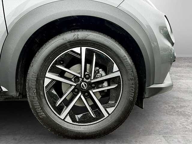 Nissan Juke 1.0 DiG-T N-Connecta 5dr