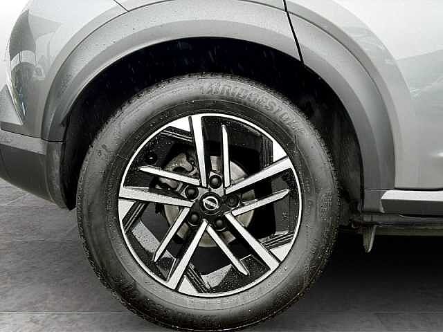 Nissan Juke 1.0 DiG-T N-Connecta 5dr