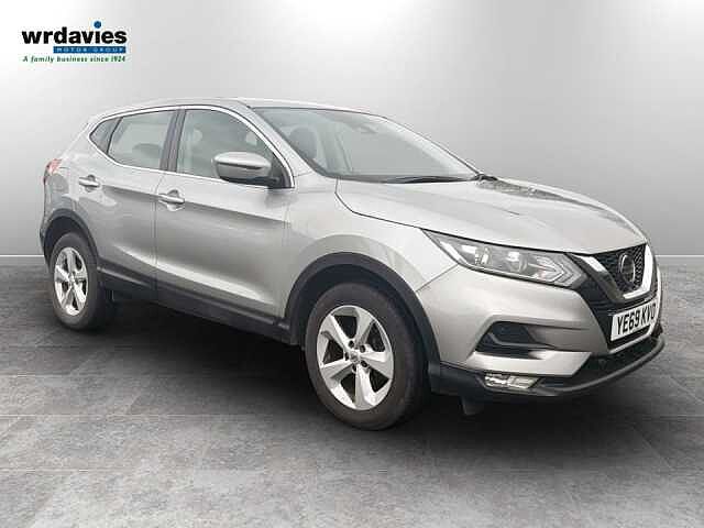 Nissan Qashqai 1.3 DiG-T Acenta Premium 5dr