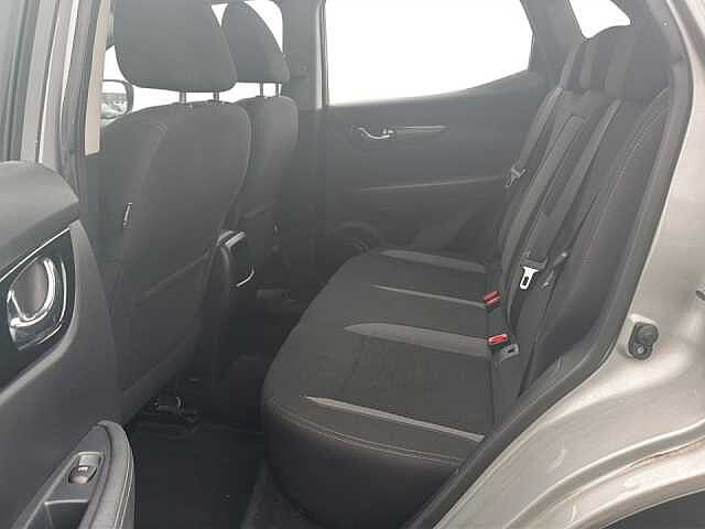 Nissan Qashqai 1.3 DiG-T Acenta Premium 5dr