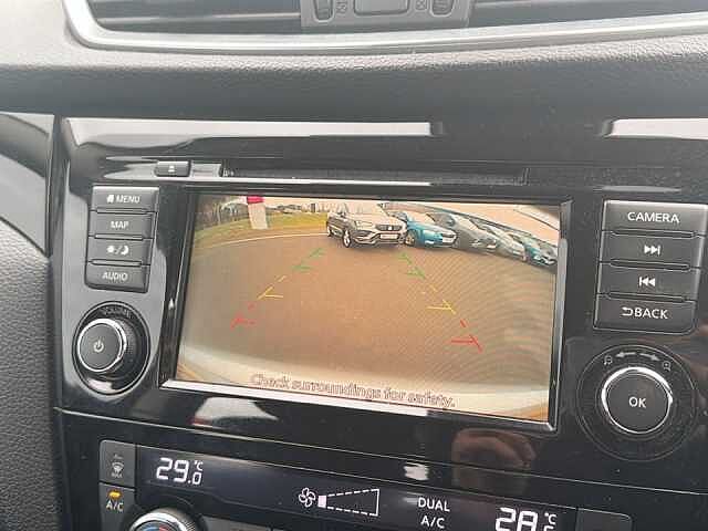 Nissan Qashqai 1.3 DiG-T Acenta Premium 5dr