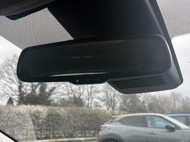 Nissan Qashqai 1.3 DiG-T Acenta Premium 5dr