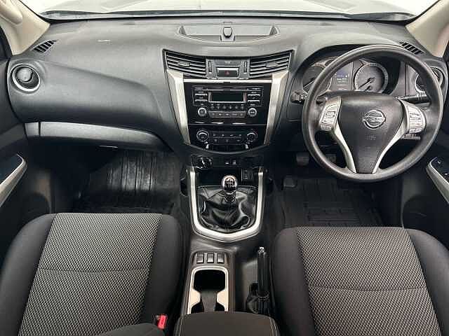 Nissan Navara 2.3 dCi Acenta Pickup Double Cab 4dr Diesel Manual 4WD Euro 6 (s/s) (163 ps)