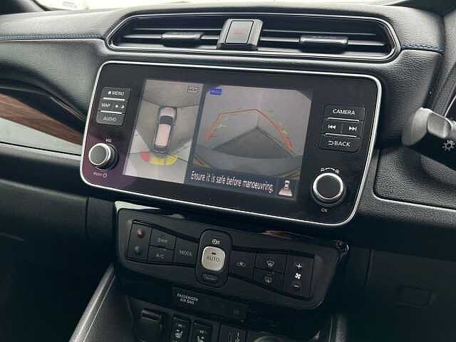 Nissan LEAF 40kWh N-Connecta Hatchback 5dr Electric Auto (150 ps)