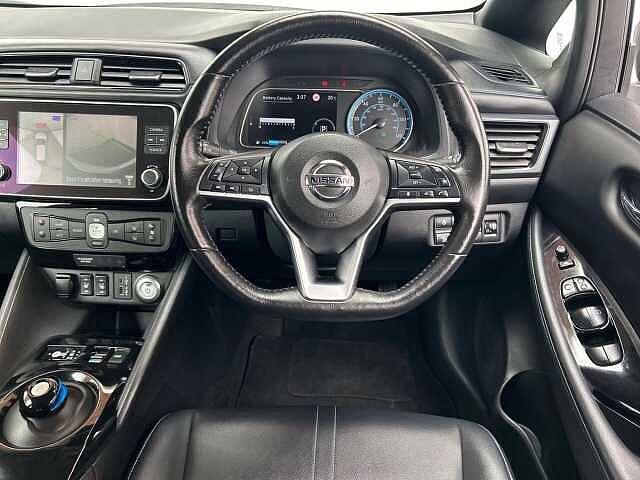 Nissan LEAF 40kWh N-Connecta Hatchback 5dr Electric Auto (150 ps)