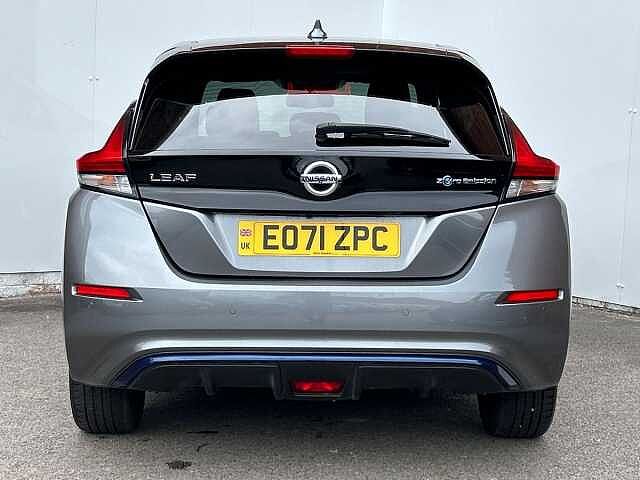 Nissan LEAF 40kWh N-Connecta Hatchback 5dr Electric Auto (150 ps)