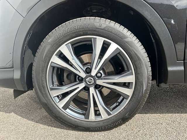 Nissan Qashqai 1.2 DIG-T N-Connecta SUV 5dr Petrol Manual Euro 6 (s/s) (115 ps)