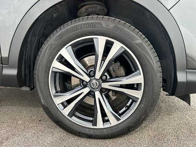 Nissan Qashqai 1.2 DIG-T N-Connecta SUV 5dr Petrol Manual Euro 6 (s/s) (115 ps)