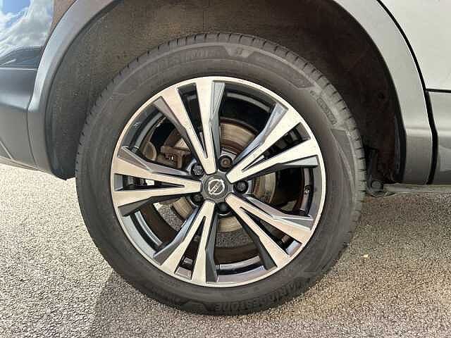 Nissan Qashqai 1.2 DIG-T N-Connecta SUV 5dr Petrol Manual Euro 6 (s/s) (115 ps)