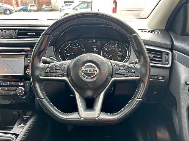 Nissan Qashqai 1.2 DIG-T N-Connecta SUV 5dr Petrol Manual Euro 6 (s/s) (115 ps)