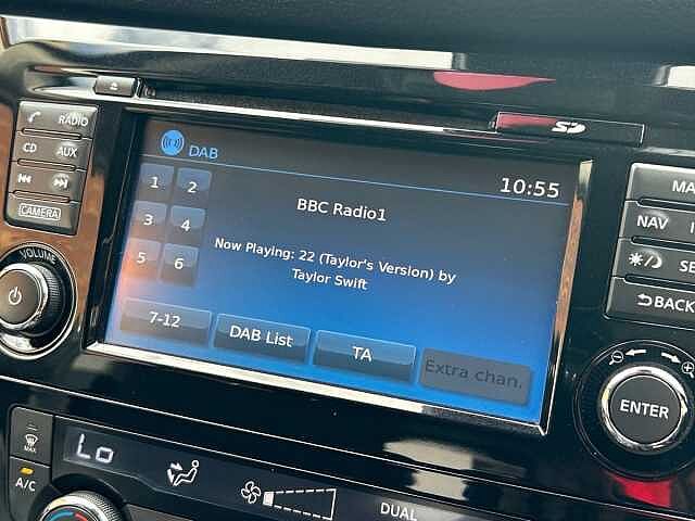 Nissan Qashqai 1.2 DIG-T N-Connecta SUV 5dr Petrol Manual Euro 6 (s/s) (115 ps)