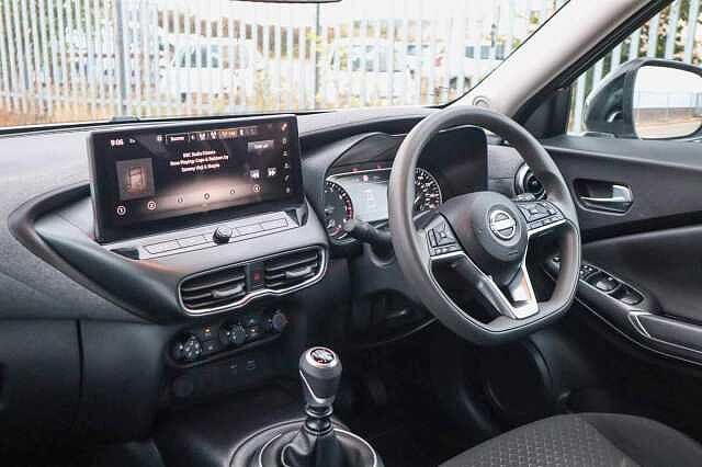 Nissan Juke 1.0 DIG-T Acenta Premium SUV 5dr Petrol Manual Euro 6 (s/s) (114 ps)