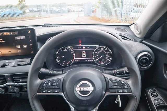 Nissan Juke 1.0 DIG-T Acenta Premium SUV 5dr Petrol Manual Euro 6 (s/s) (114 ps)