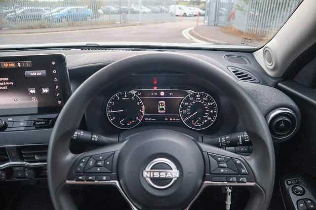 Nissan Juke 1.0 DIG-T Acenta Premium SUV 5dr Petrol Manual Euro 6 (s/s) (114 ps)