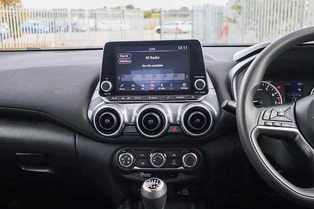 Nissan Juke 1.0 DIG-T Acenta SUV 5dr Petrol Manual Euro 6 (s/s) (114 ps)
