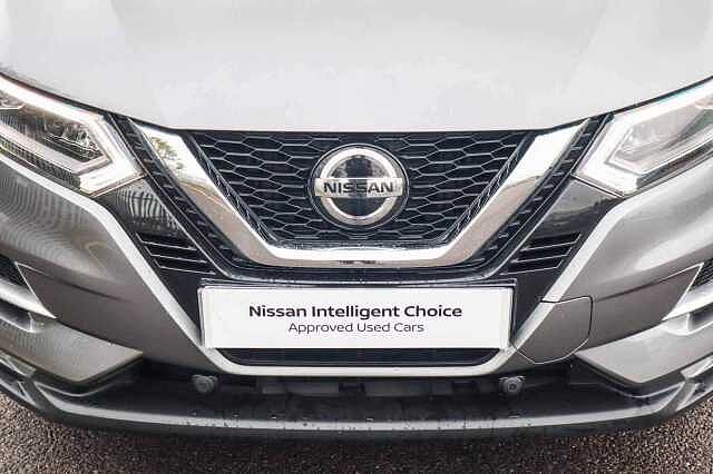Nissan Qashqai 1.3 DIG-T N-Motion SUV 5dr Petrol Manual Euro 6 (s/s) (140 ps)
