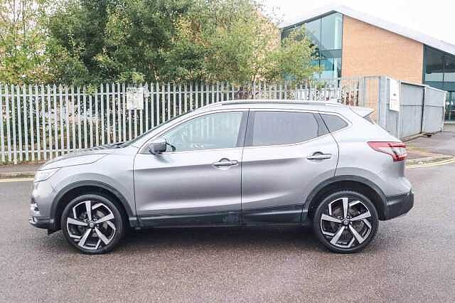 Nissan Qashqai 1.3 DIG-T N-Motion SUV 5dr Petrol Manual Euro 6 (s/s) (140 ps)