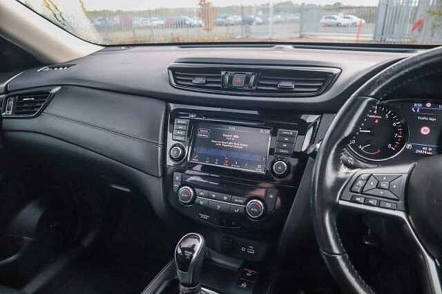 Nissan X-Trail 1.3 DIG-T Tekna SUV 5dr Petrol DCT Auto Euro 6 (s/s) (158 ps)