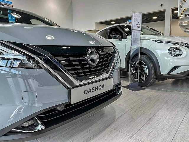 Nissan Juke 1.0 DIG-T N-Connecta SUV 5dr Petrol Manual Euro 6 (s/s) (114 ps)