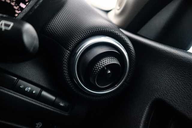 Nissan Juke 1.0 DIG-T Acenta SUV 5dr Petrol Manual Euro 6 (s/s) (114 ps)