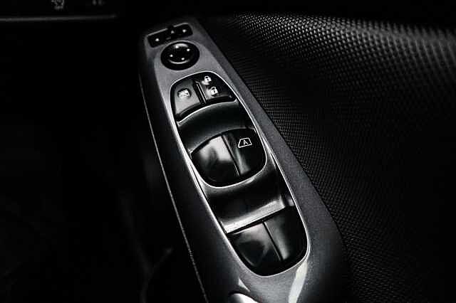 Nissan Juke 1.0 DIG-T Acenta SUV 5dr Petrol Manual Euro 6 (s/s) (114 ps)