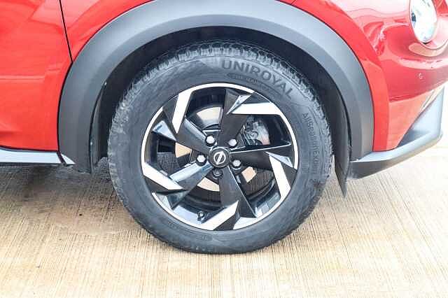 Nissan Juke 1.0 DIG-T N-Connecta SUV 5dr Petrol Manual Euro 6 (s/s) (114 ps)